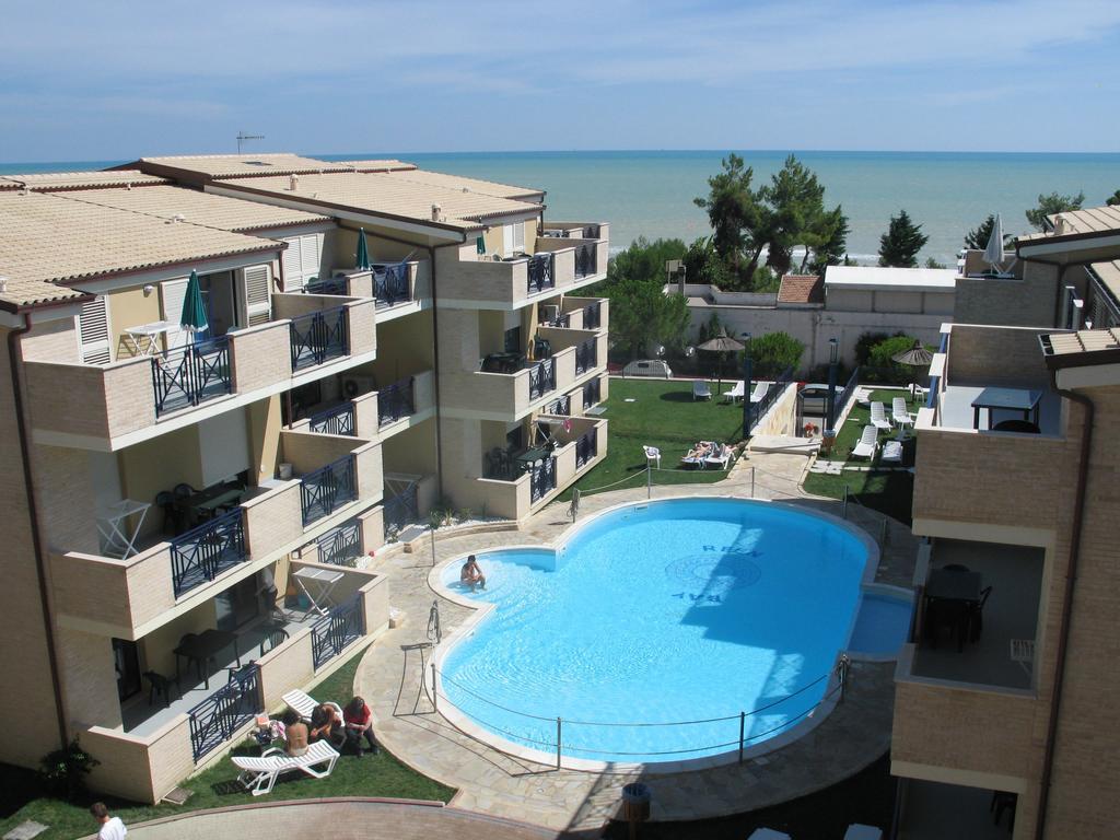 Green Bay Village Pineto Ngoại thất bức ảnh