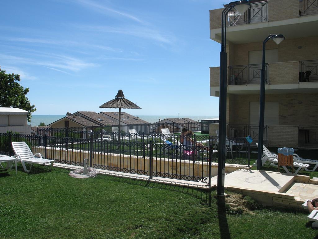 Green Bay Village Pineto Ngoại thất bức ảnh